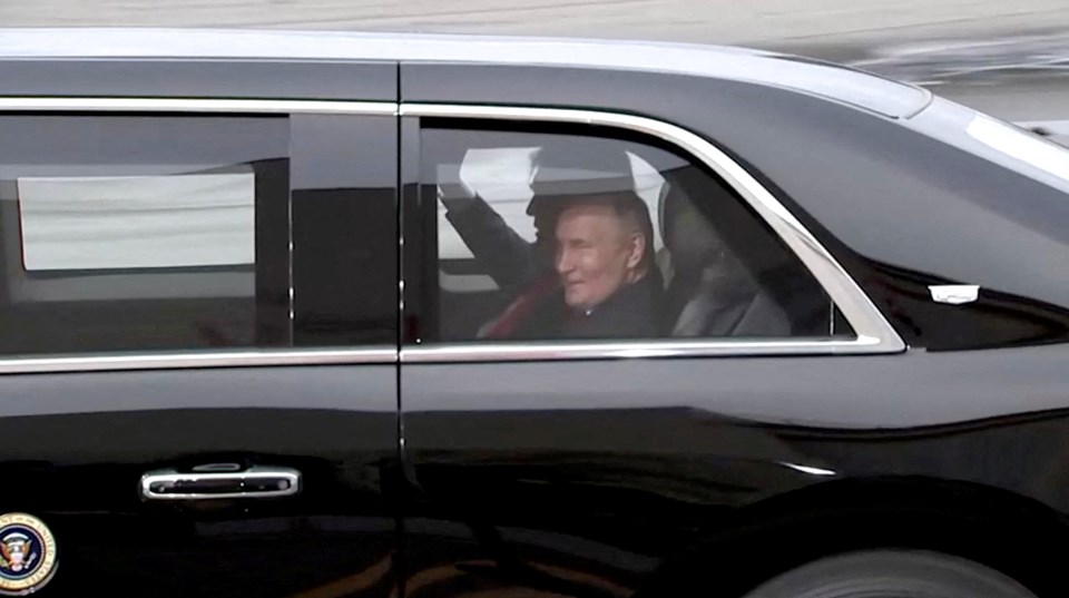 Trump ve Putin'in Alaska zirvesi: Ukrayna için anlaşma mesajı yok - 1
