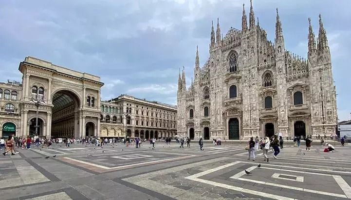 Milano'da açık alanlarda sigara içme yasağı başladı