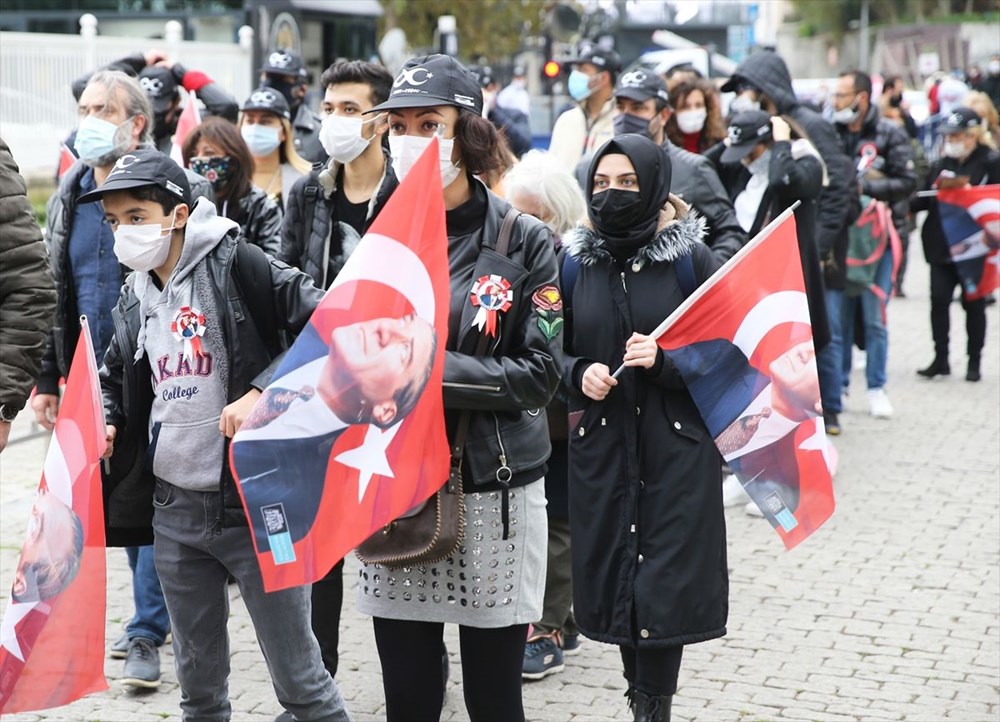 Vatandaşlar, Dolmabahçe Sarayı'nda Atatürk'ü andı - 7