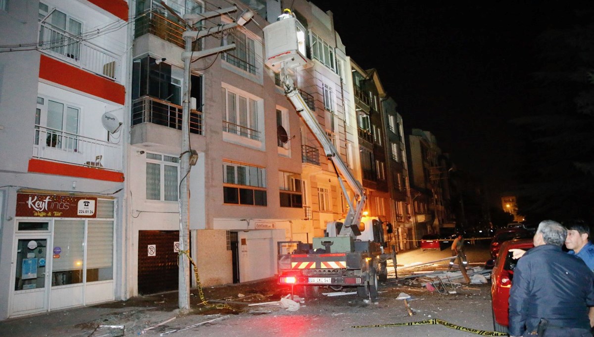 Eskişehir’de 4 katlı binada patlama: 1 ölü Eskişehir’de 4 katlı binada patlama: 1 ölü