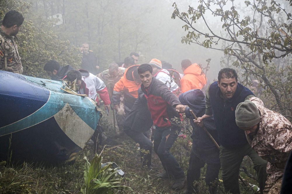 İranlı yetkili kaza anını anlattı: Reisi'nin helikopteri bulutlu alandan çıkamadı! - 9