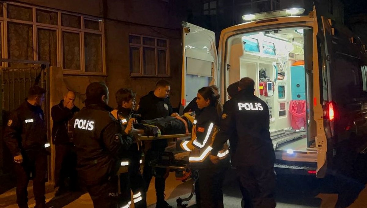 Kocaeli'de bıçaklı saldırıya uğrayan kişi yaralandı Kocaeli'de bıçaklı saldırıya uğrayan kişi yaralandı