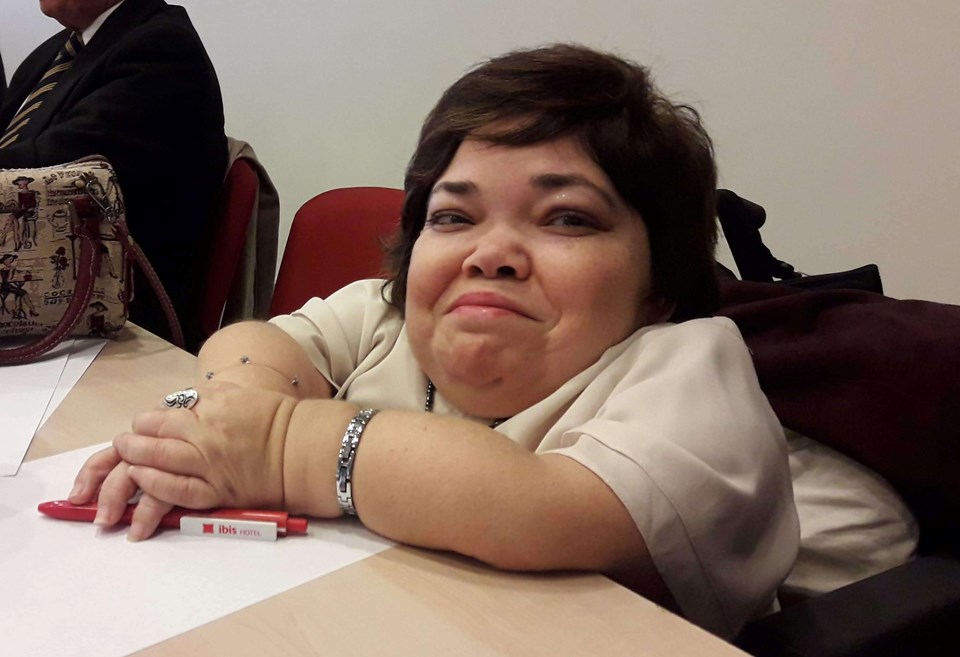 Ressam Ayşe Nihan Uğuz