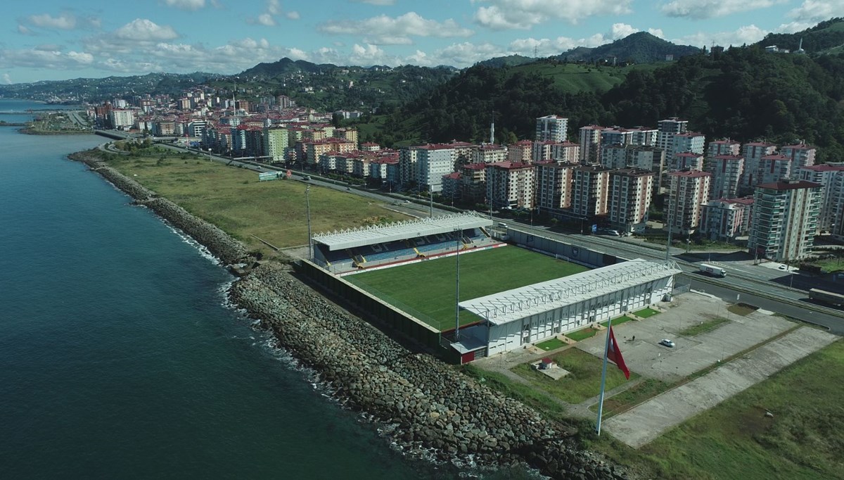Trabzon'da denize sıfır stat