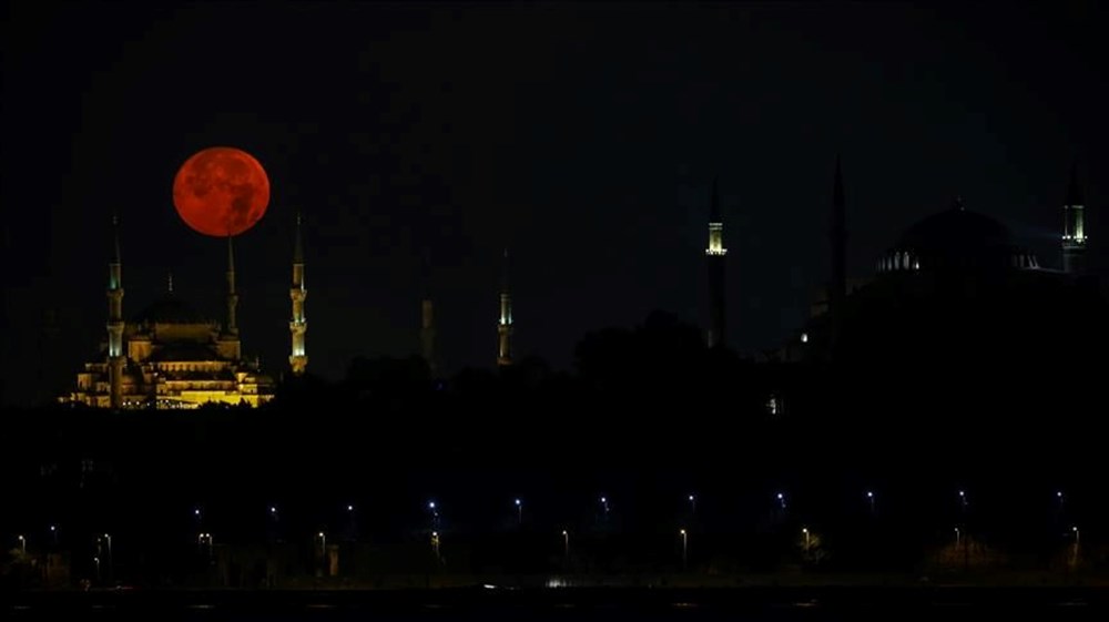 Ay, Dünya’nın gölgesinde kalacak: Kanlı Ay Tutulması ne zaman, saat kaçta başlayacak? Ay tutulması izlenecek mi? - 3