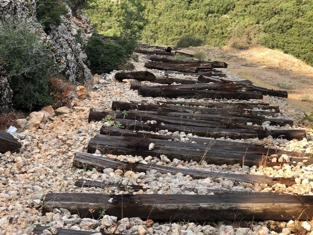 Kurtuluş Savaşı'nın sembollerinden Eğirdir Tren Garı restorasyon bekliyor - 5