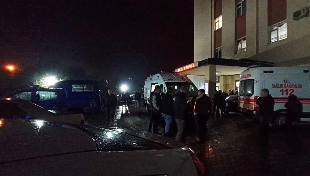 Salıncak ipi boynuna dolanan çocuk hayatını kaybetti Salıncak ipi boynuna dolanan çocuk hayatını kaybetti