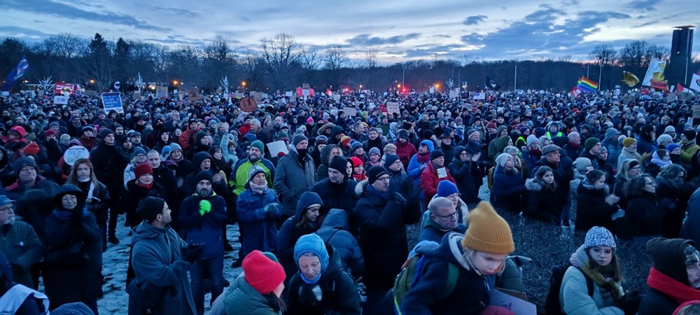 Almanya’da yüz binlerce kişi aşırı sağa karşı gösteri yaptı - 6