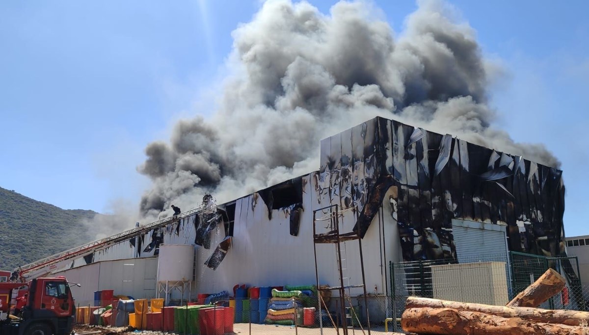Burdur'da fabrika yangını Burdur'da fabrika yangını