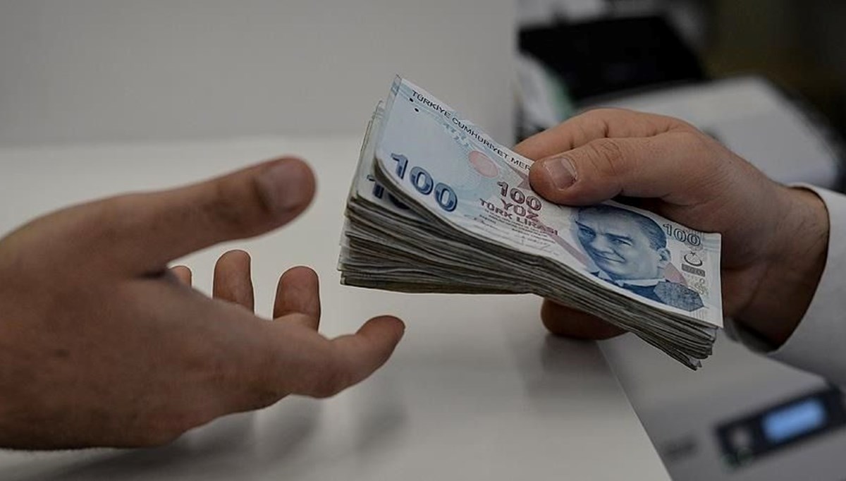 Emekli bayram ikramiyesi ne zaman yatacak, kimler ikramiye alacak? (SSK, Bağ-Kur ve EYT bayram ikramiyesi ödeme tarihleri) Emekli bayram ikramiyesi ne zaman yatacak, kimler ikramiye alacak? (SSK, Bağ-Kur ve EYT bayram ikramiyesi ödeme tarihleri)
