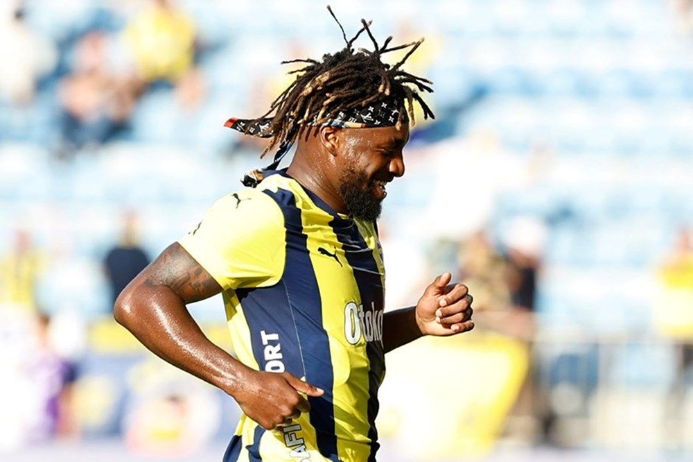 Fenerbahçe'de Jose Mourinho ve Maximin arasındaki