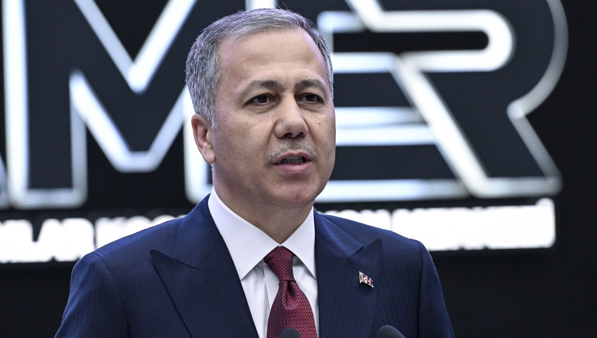 İçişleri Bakanı Ali Yerlikaya: 31 Mart seçimleri için 594 bin personel görevlendirildi İçişleri Bakanı Ali Yerlikaya: 31 Mart seçimleri için 594 bin personel görevlendirildi