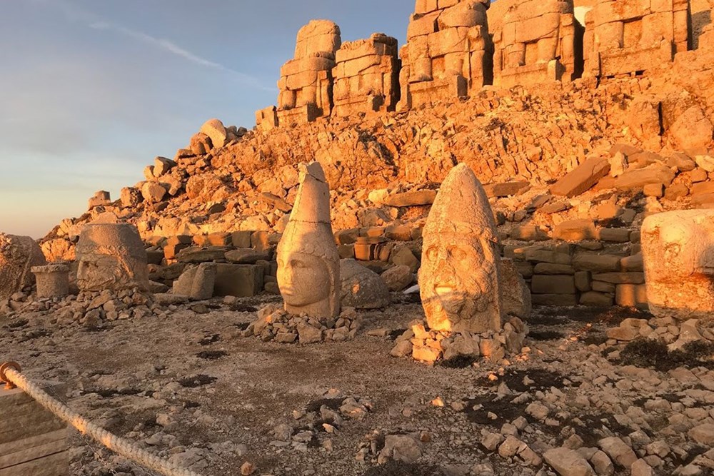 Kralların ve tanrıların taşlaştığı yer Nemrut - 13