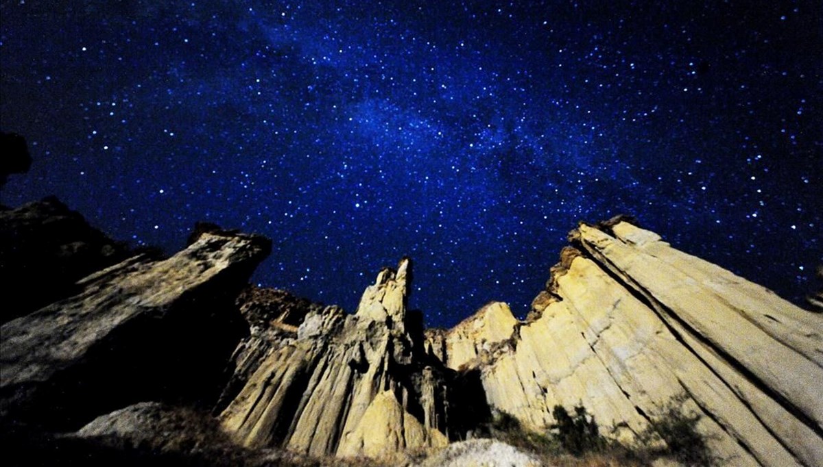 Perseid meteor yağmuru ne zaman, saat kaçta gerçekleşecek? Meteor yağmuru Türkiye'den izlenecek mi? Samanyolu'nun en parlak hali olarak kabul ediliyor
