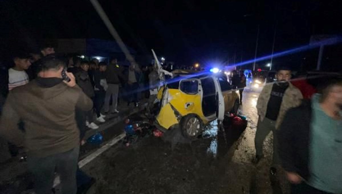 Şırnak’ta TIR, taksiye arkadan çarptı: 2 ölü, 5 yaralı Şırnak’ta TIR, taksiye arkadan çarptı: 2 ölü, 5 yaralı