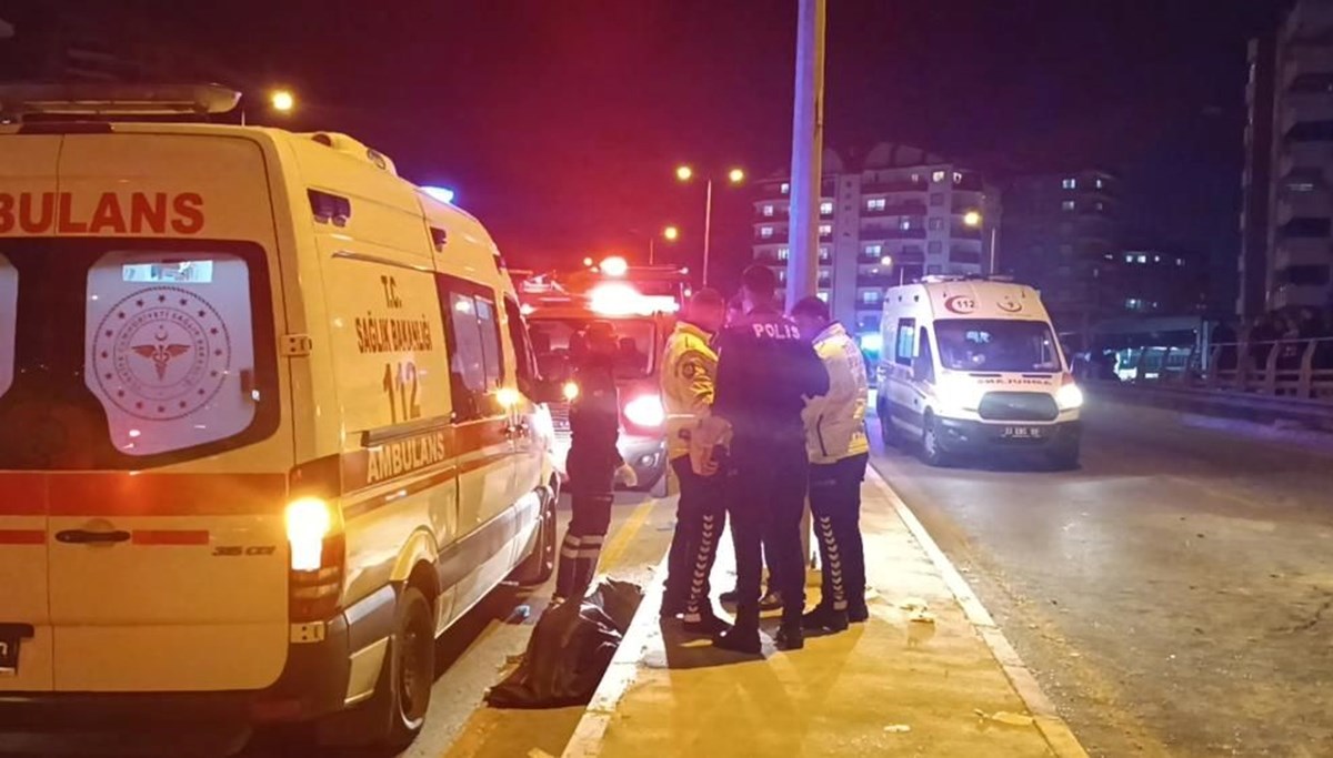 Mersin'de feci kaza: Ölü ve yaralılar var