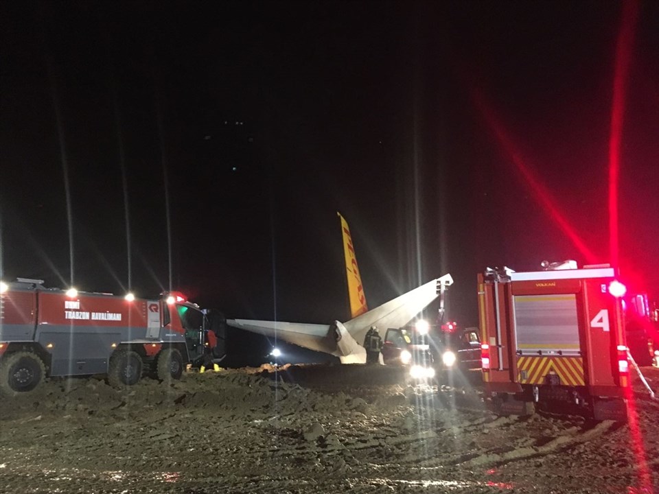 Son dakika haberi... Trabzon Havalimanı'na iniş yapan Ankara uçağı pistten çıktı - 2