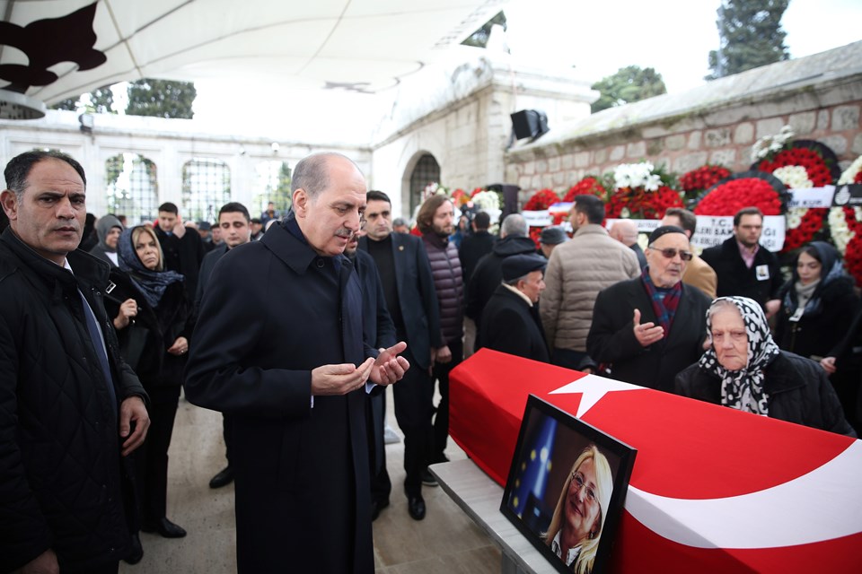 Prof. Dr. Beril Dedeoğlu son yolculuğuna uğurlandı - 4