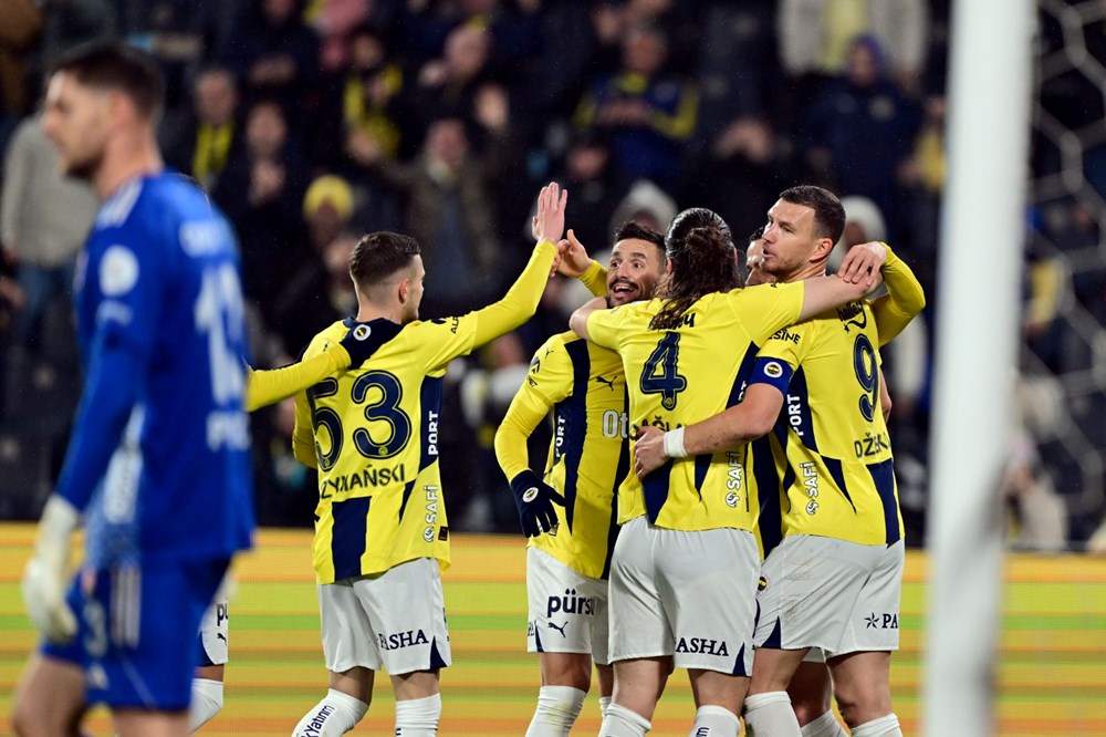 Fenerbahçe'nin Avrupa Rüyası: Çeyrek Final İçin İlk 11'ler Sahada 72 kLeL