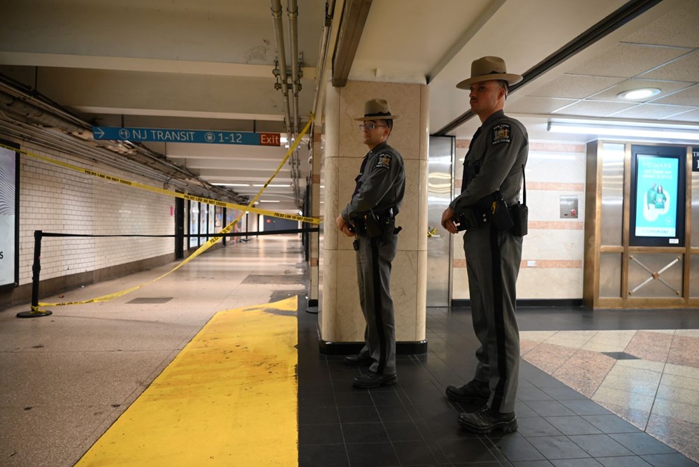 İkinci yakma vakası: New York metrosunda bir adamı ateşe verdiler - 4