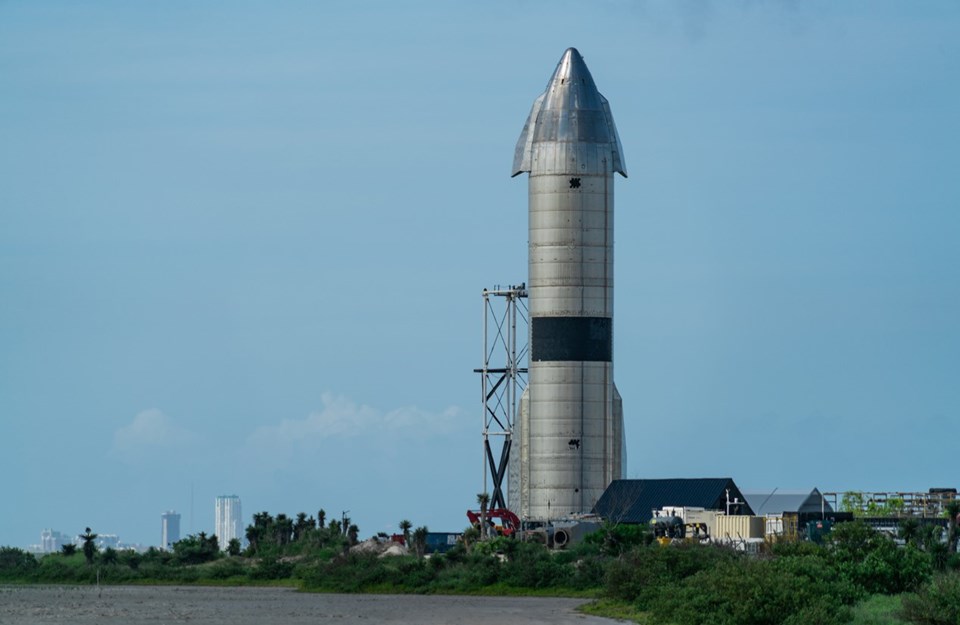 SpaceX roket fırlatışı yeniden ertelendi - 1