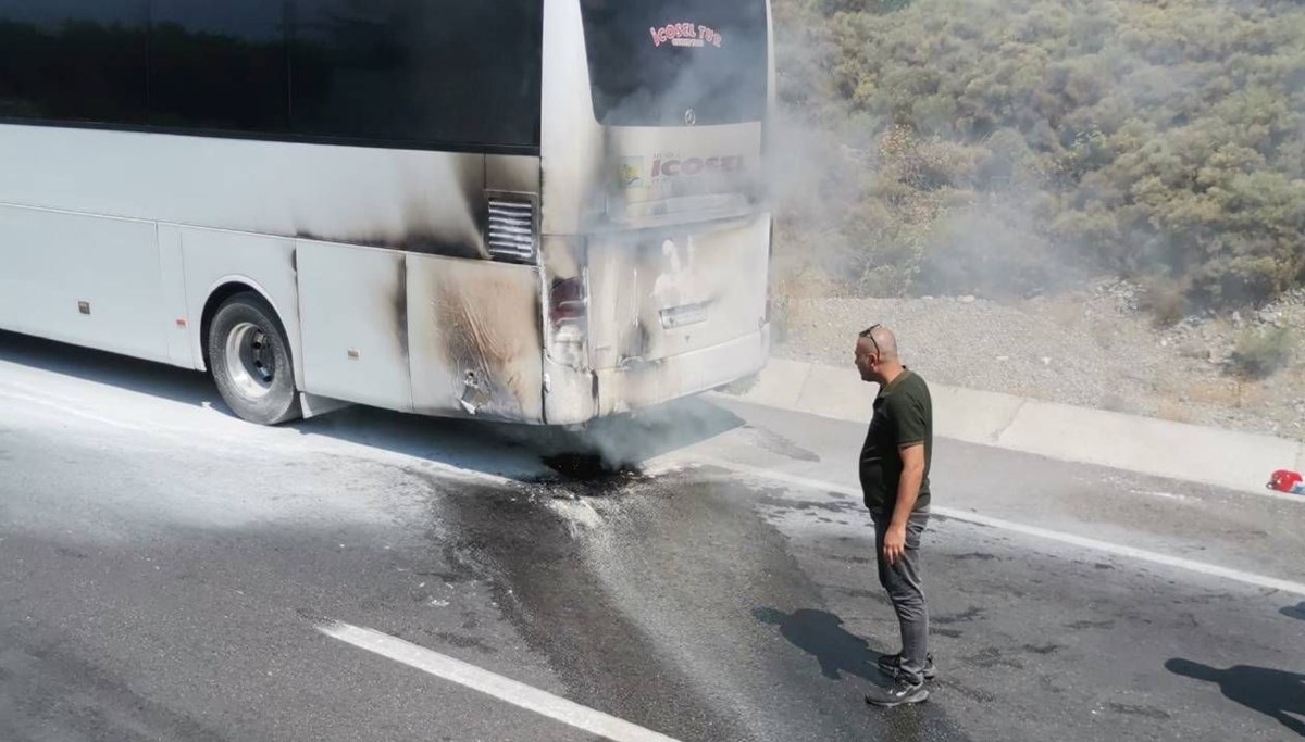 Yolcu otobüsü alev aldı