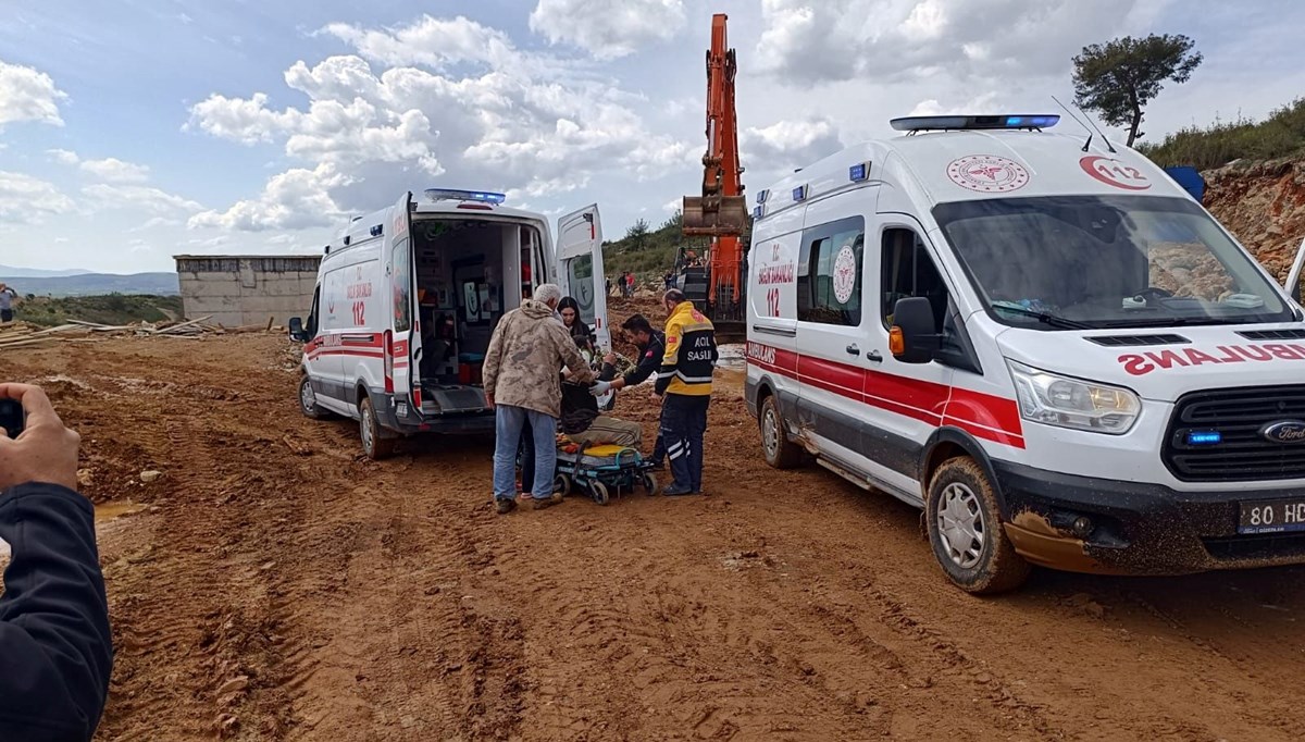 İnşası süren deprem konutlarında iskele çöktü: 4 işçi yaralı