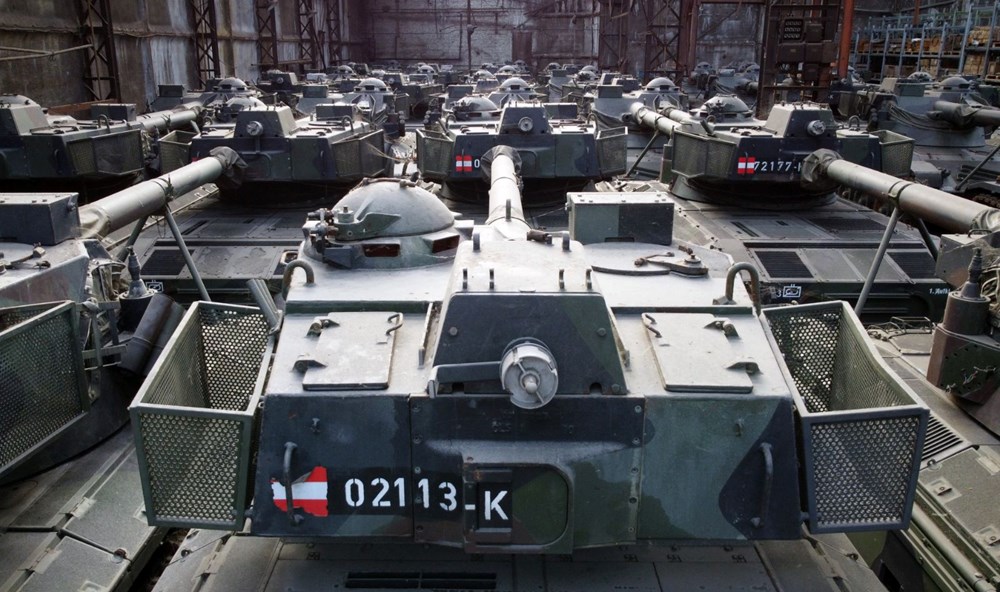 Emekli tanklar kıymete bindi - 10 bin euroya aldı 500 bine satacak - 22