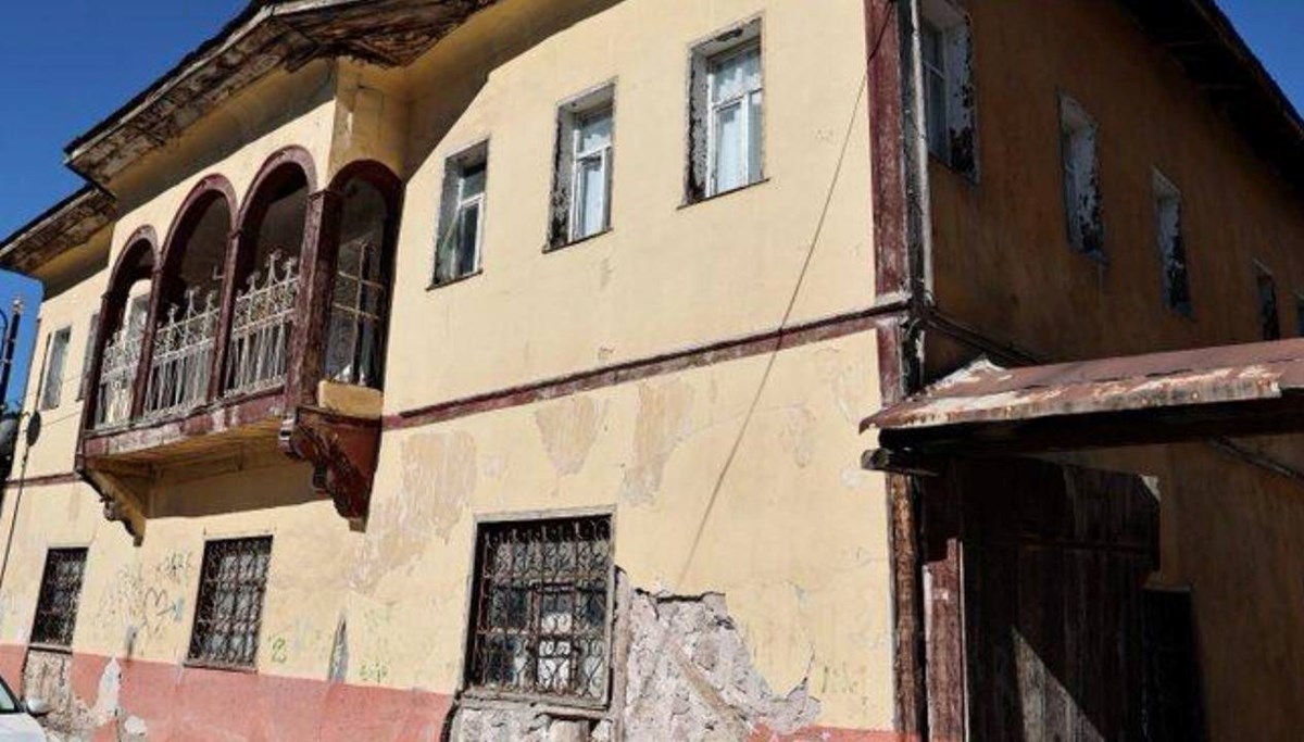 156 yıllık konak kamuya hibe edildi