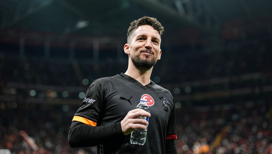 Adana Demirspor sahadan çekilmişti: TFF, Mertens'in penaltı pozisyonunun VAR kayıtlarını açıkladı