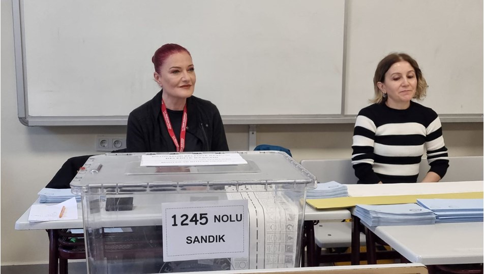 Ünlü sanatçı Candan Erçetin Sandık Kurulu Üyesi oldu - Son Dakika Türkiye Haberleri | NTV Haber