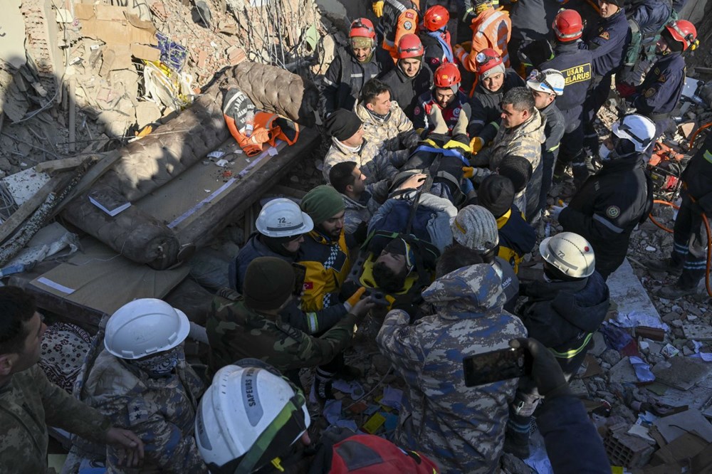 Deprem bölgesinden mucize kurtuluşlar - 21
