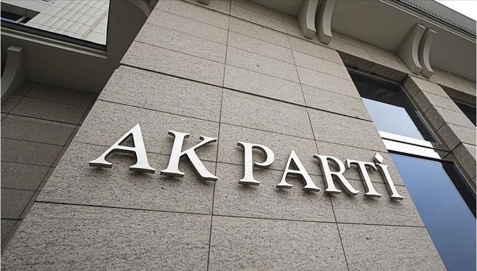 AK Parti MYK toplandı | Çelik: Özel fanatizm dili kullanıp bölücüğe imza atıyor