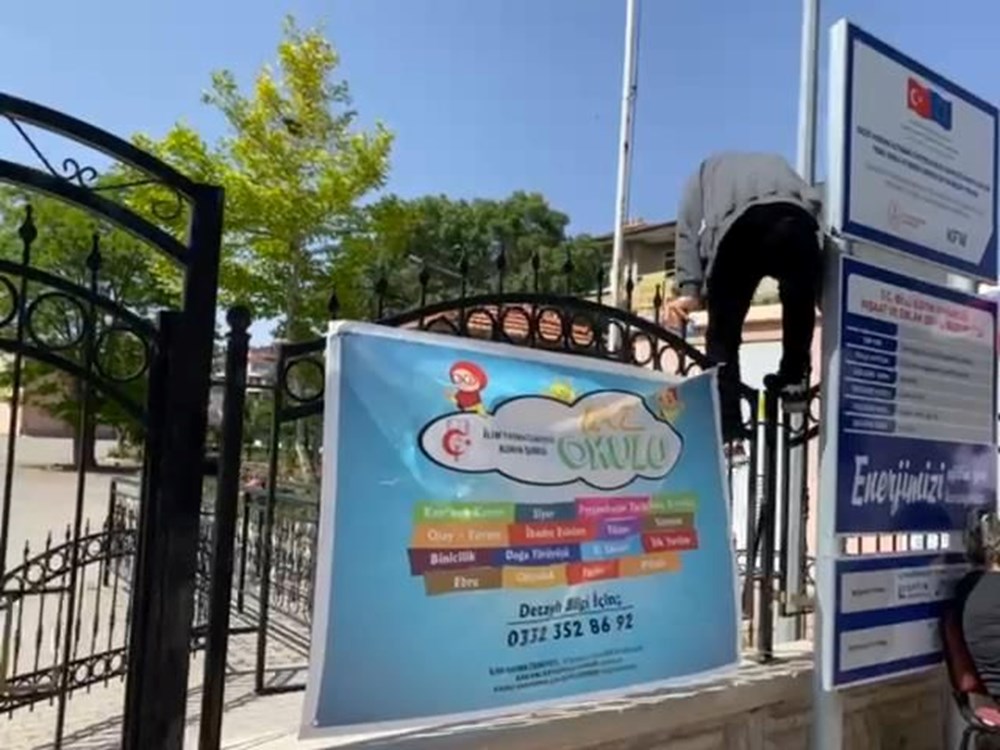 YKS'de ilk oturum (TYT) heyecanı: Sınava geç kalanların hayalleri yıkıldı! - 14