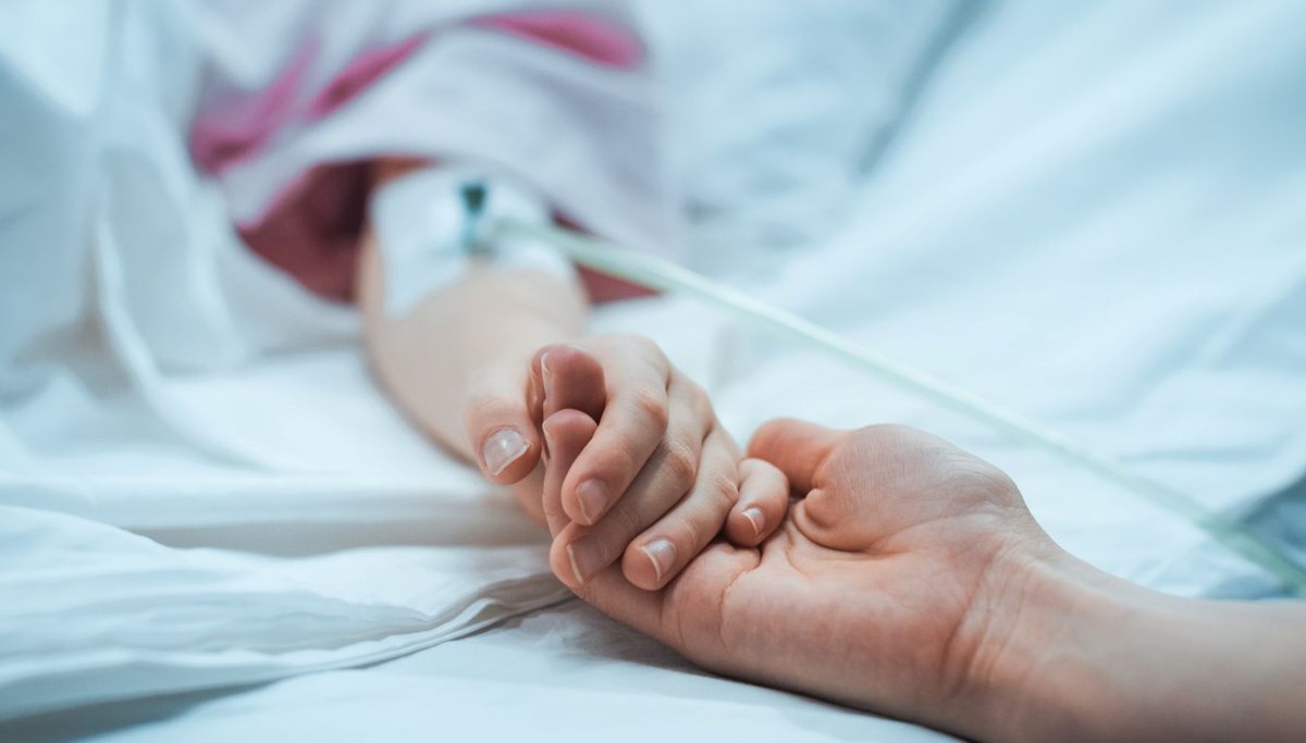 Doktor ihmali 11 yaşındaki kızın sonunu getirdi: 4 belirti dikkate alınmayınca hayatını kaybetti Doktor ihmali 11 yaşındaki kızın sonunu getirdi: 4 belirti dikkate alınmayınca hayatını kaybetti