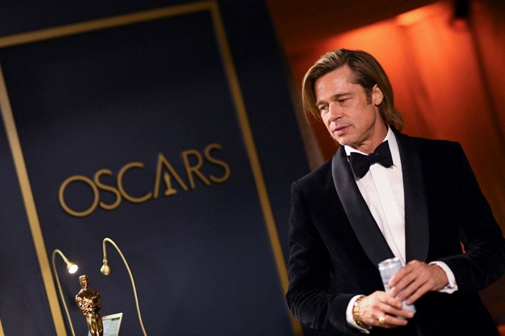 Brad Pitt'ten hazine itirafı: Oldukça aptal hissettim ama heyecan vericiydi - 4