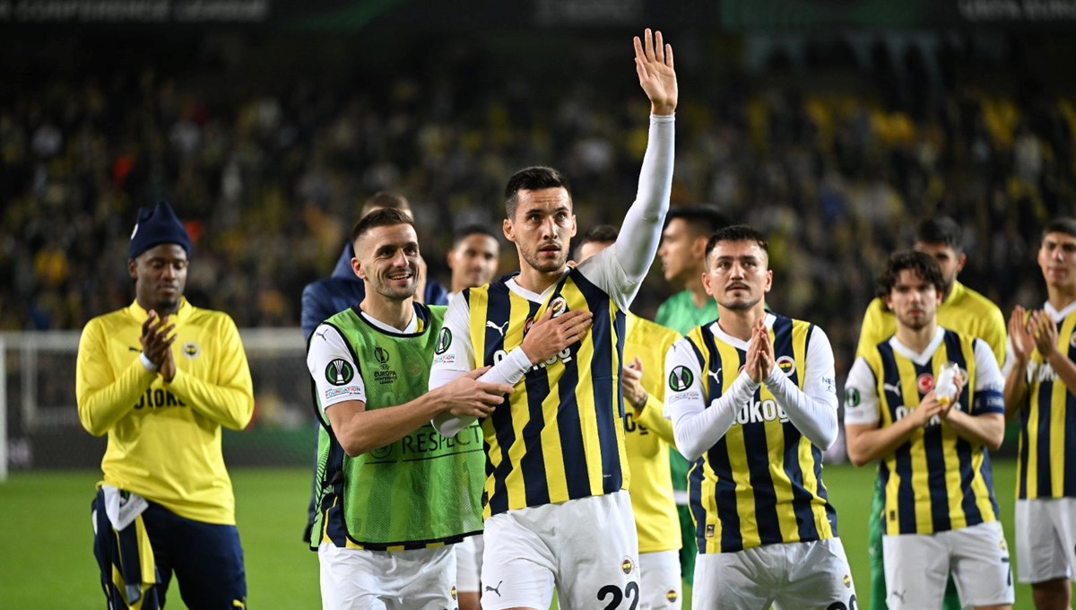 Fenerbahçe ve tribünlerden Umut Nayir'e destek Fenerbahçe ve tribünlerden Umut Nayir'e destek