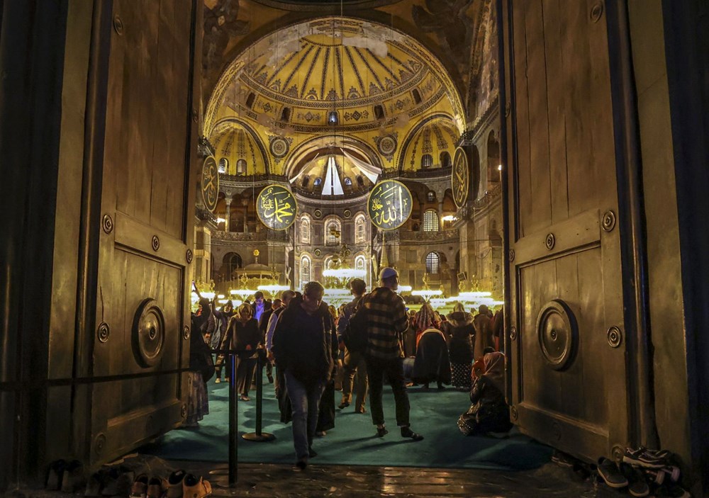 Ayasofya Camii'nin İmparator Kapısı onarıldı - 6