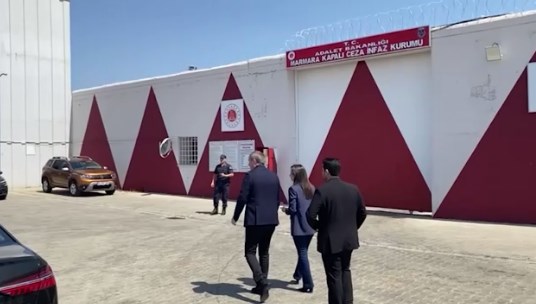 DEM Parti heyeti Silivri Cezaevin'de