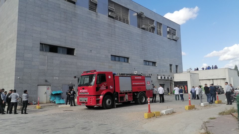 Soma Devlet Hastanesi'nde yangın - 1