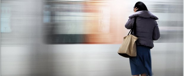 metro_woman.jpg