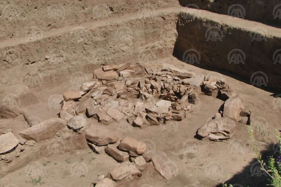 Silivri'de 5 bin yıllık savaşçı mezarı bulundu - 1