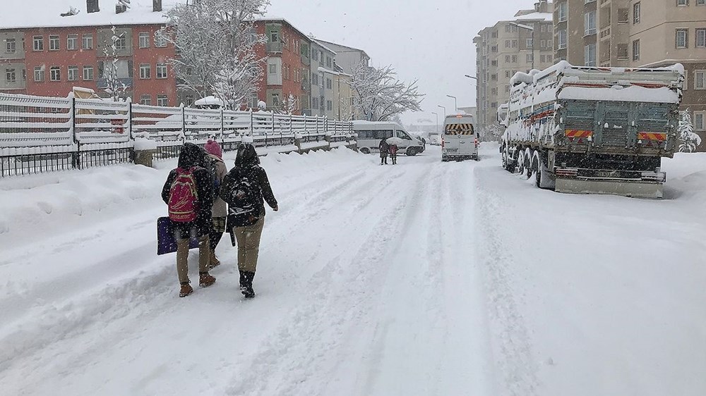 Yarın okullar tatil mi? Hangi illerde okullar tatil? Kar tatili olan iller açıklandı - 9