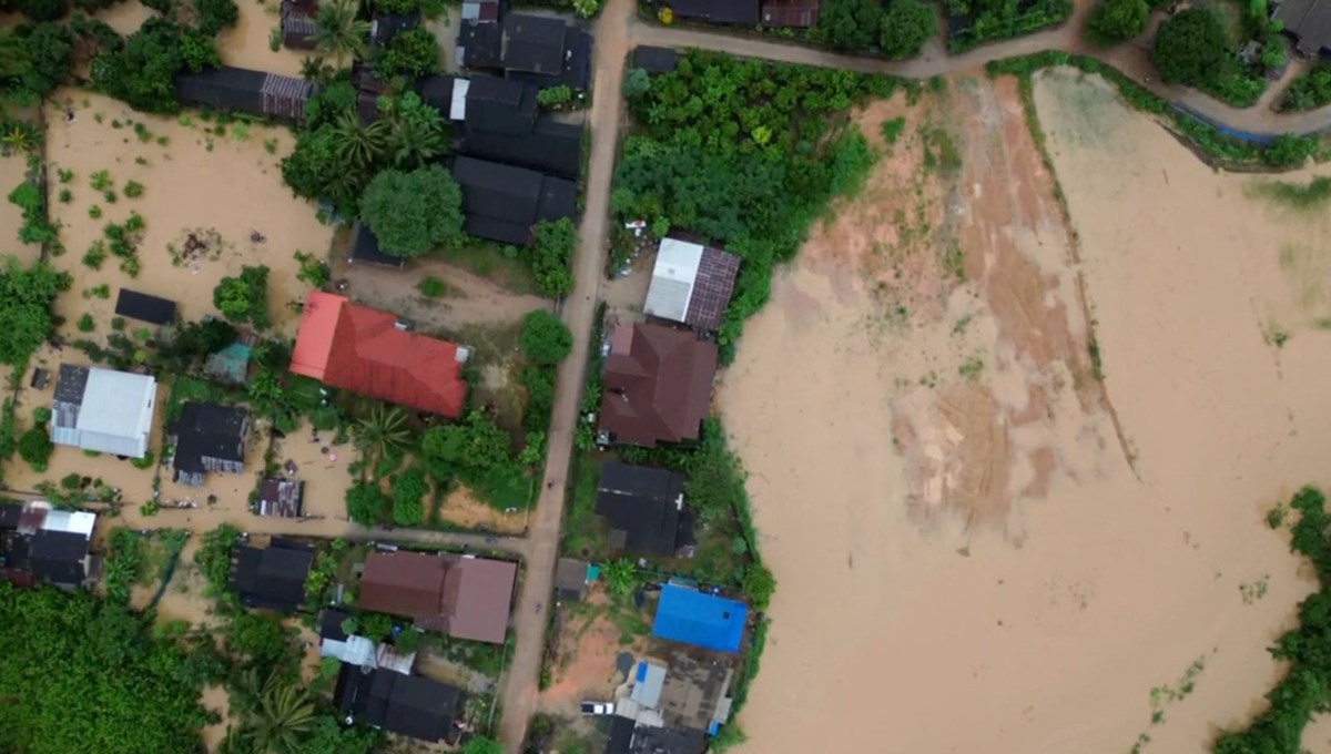 Tayland'da sel felaketi: 5 kişi hayatını kaybetti