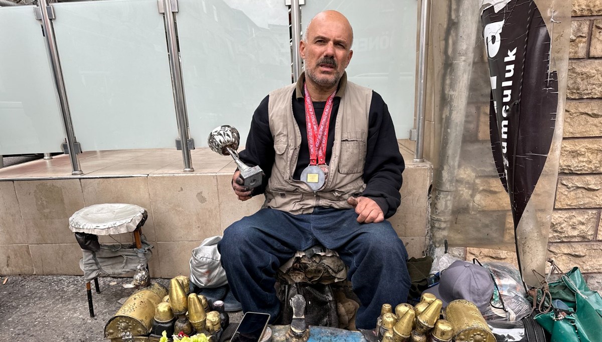 30 yıldır ayakkabı boyuyordu, bilek güreşinde Türkiye şampiyonu oldu 30 yıldır ayakkabı boyuyordu, bilek güreşinde Türkiye şampiyonu oldu