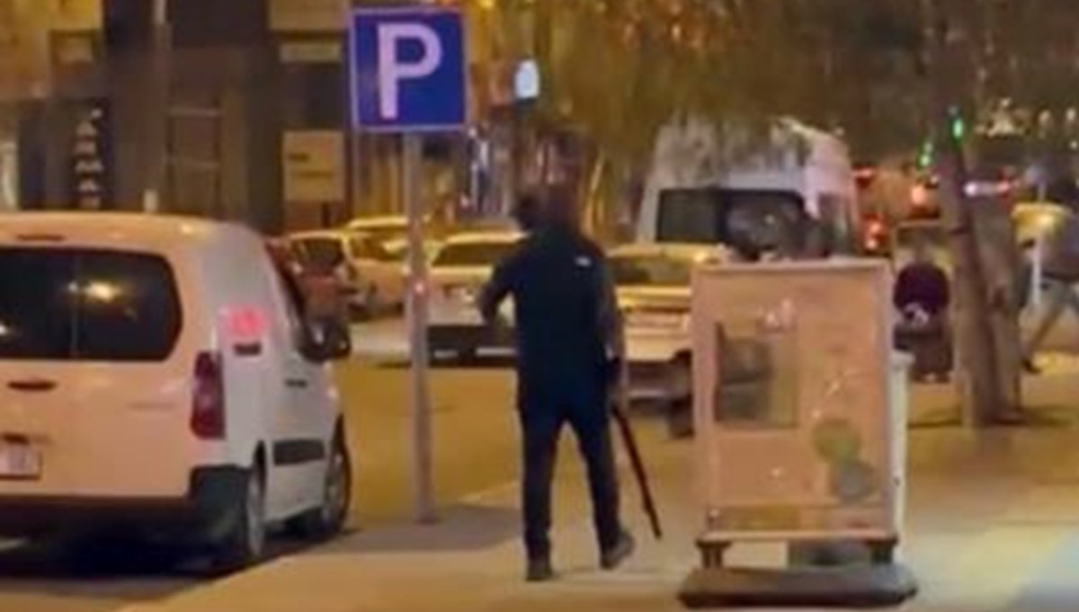 Ardahan’da pompalı tüfekle çevreye rastgele ateş açan şahıs etkisiz hale getirildi Ardahan’da pompalı tüfekle çevreye rastgele ateş açan şahıs etkisiz hale getirildi