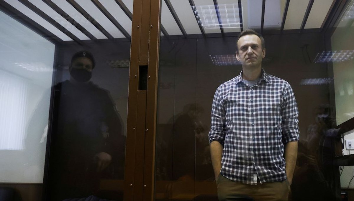 Navalny, hapis cezasını 15 yıl daha uzatabilecek yeni suçlamalarla karşı karşıya olduğunu duyurdu