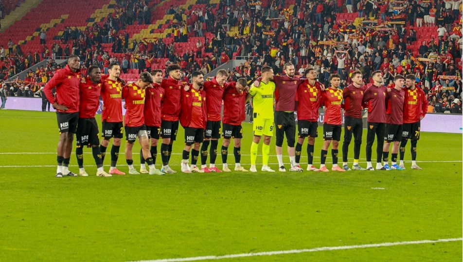 Göztepe, üç ismin transferinde son düzlükte