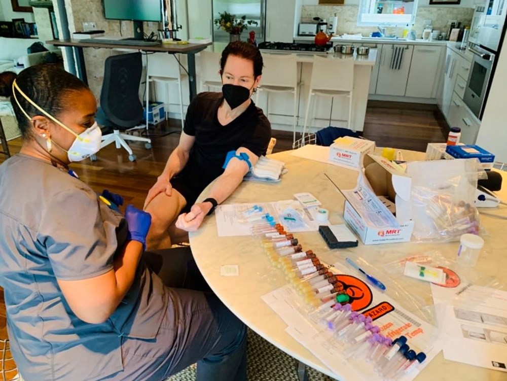 Yaşlılığı tersine çevirmek mümkün mü?: 45 yaşındaki CEO, 18 yaşındaki akciğerlere ve 28 yaşındaki bir cilde sahip oldu - 5