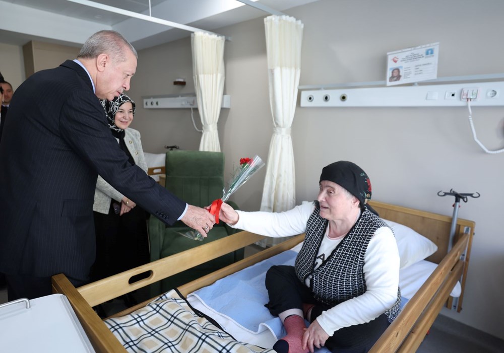 Cumhurbaşkanı Erdoğan, Arnavutköy'de bulunan sosyal yaşam şehrinin sakinleriyle bir araya geldi.